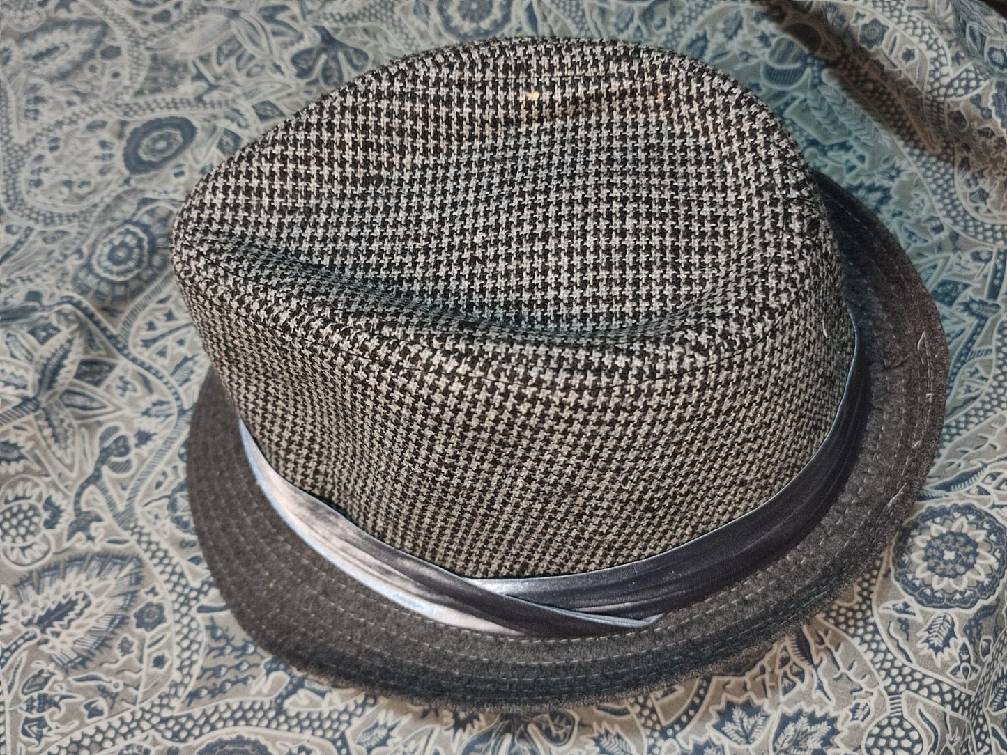 SOMBRERO ANNOBÓN