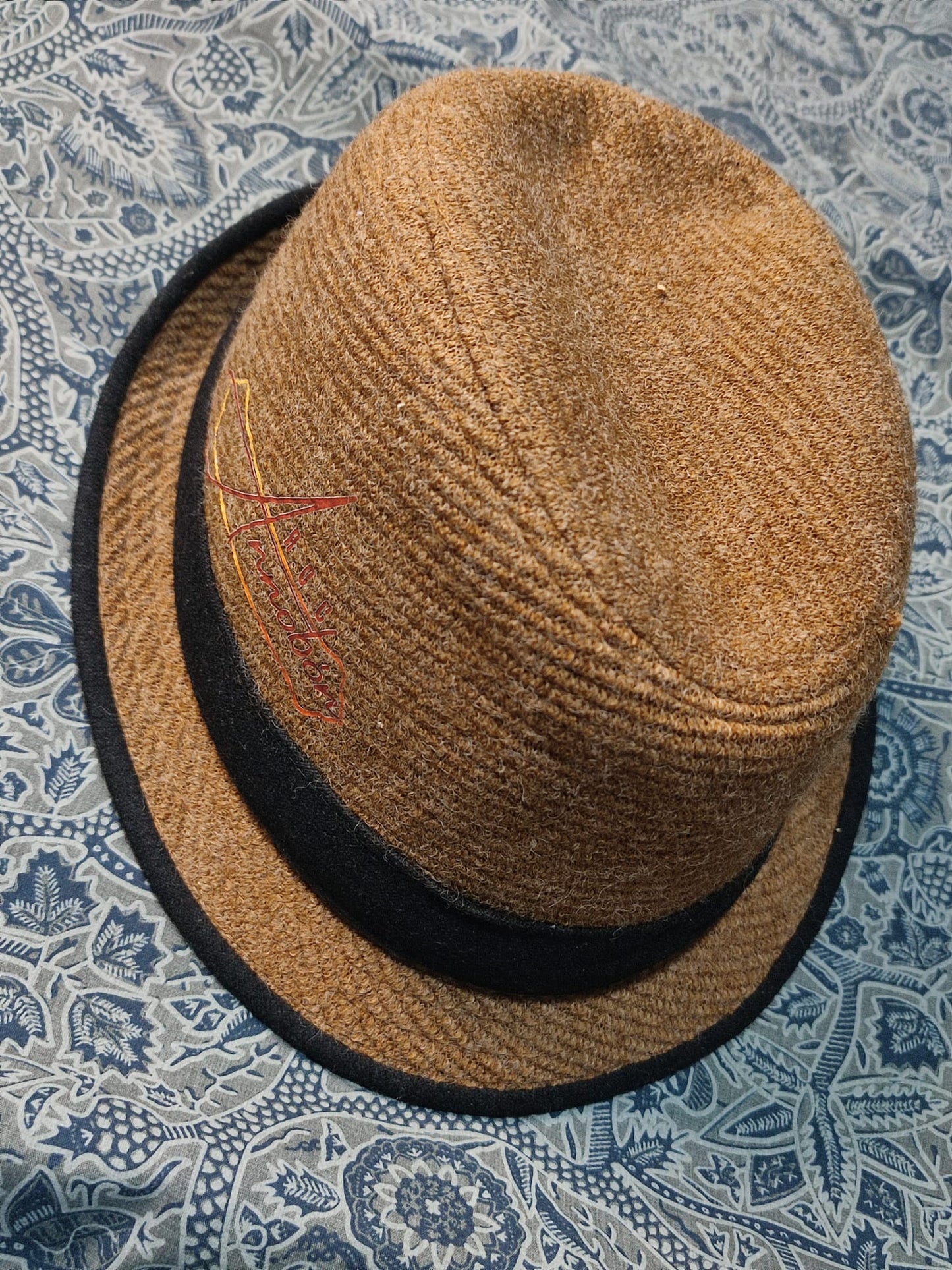 SOMBRERO ANNOBÓN
